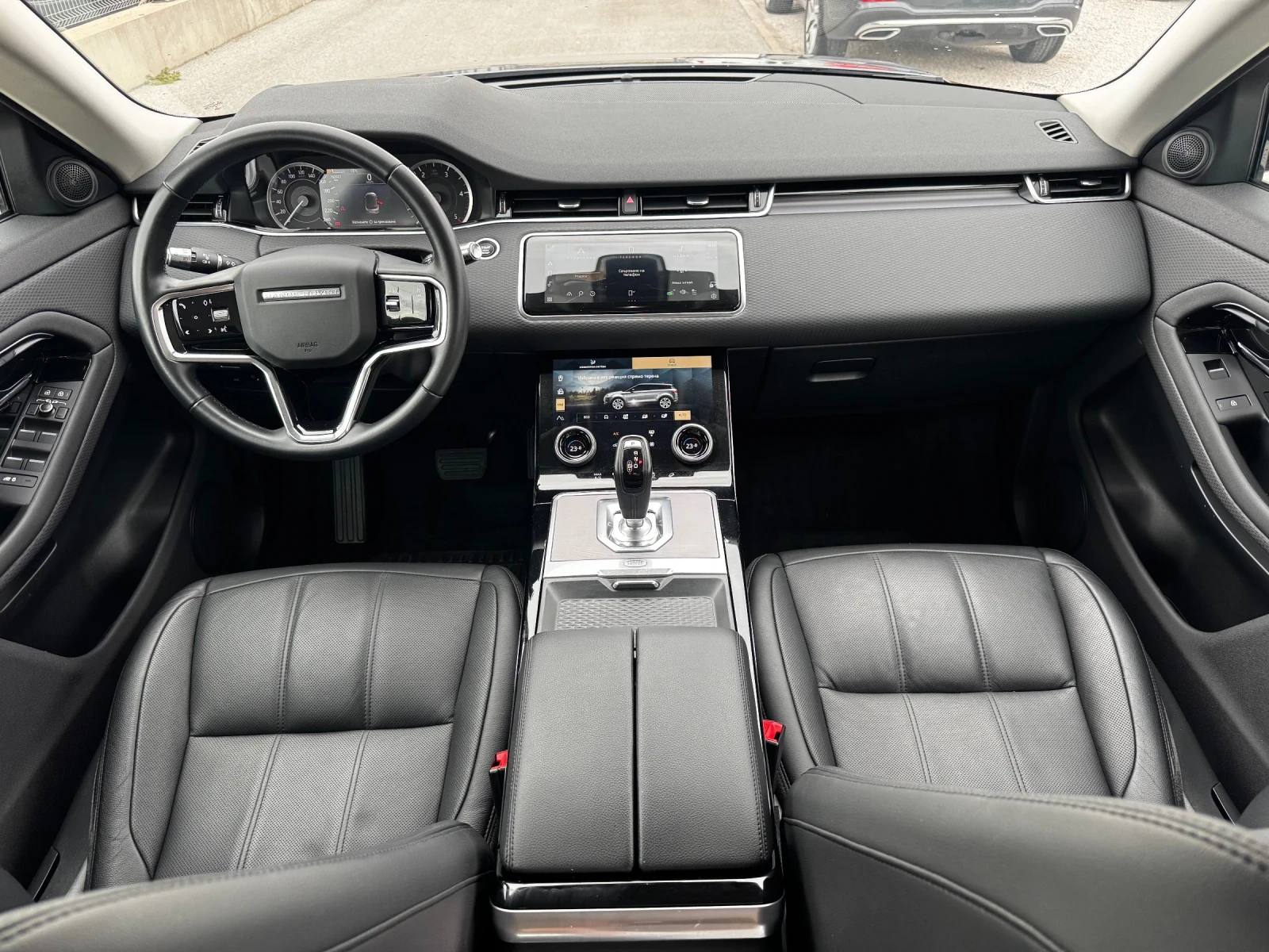 Land Rover Range Rover Evoque 2.0D FACELIFT, снимка 14 - Автомобили и джипове - 56271423