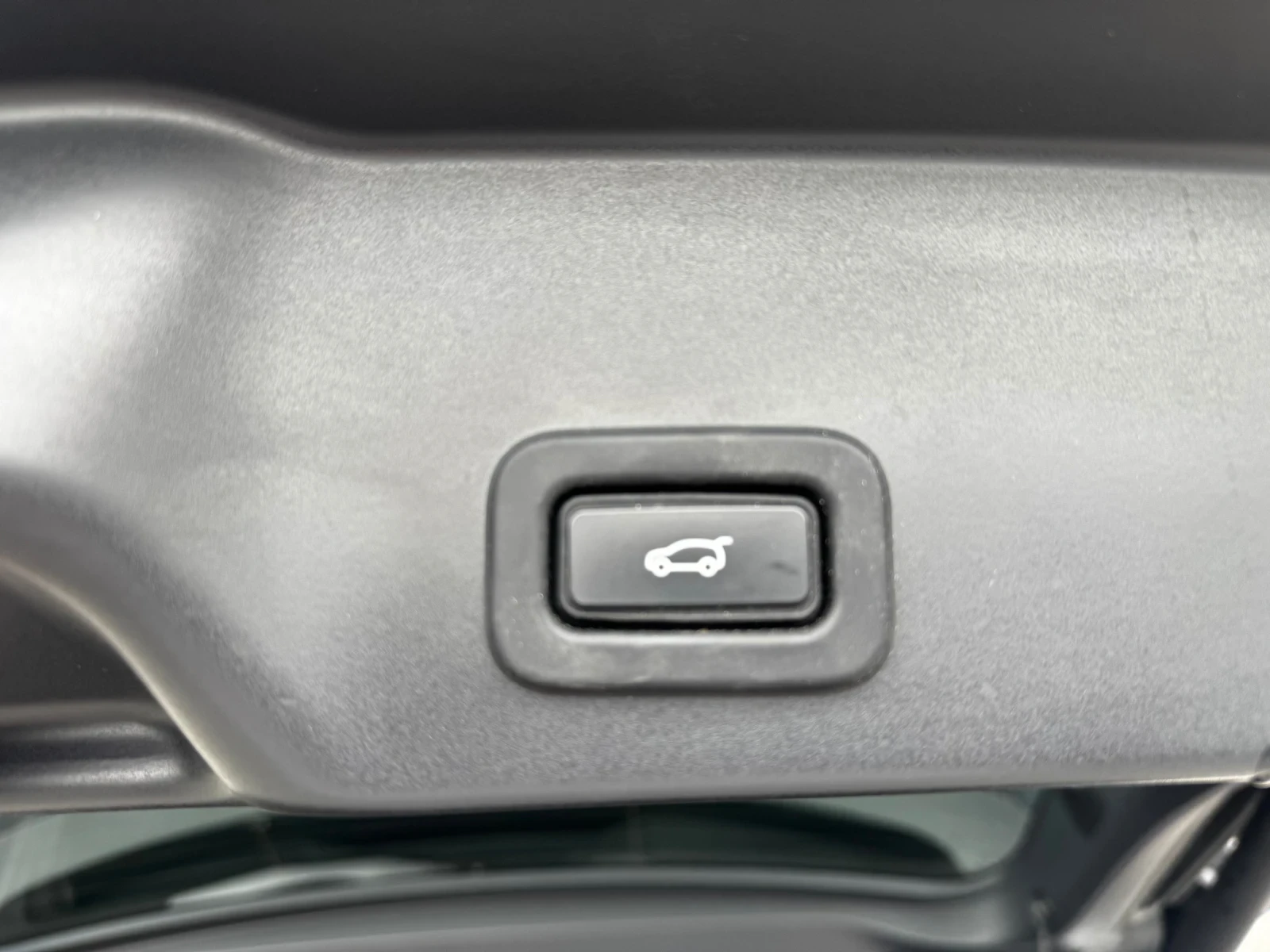 Land Rover Range Rover Evoque 2.0D FACELIFT, снимка 17 - Автомобили и джипове - 56271423