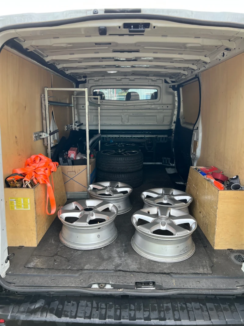 Renault Trafic 1.6, снимка 10 - Бусове и автобуси - 52044132