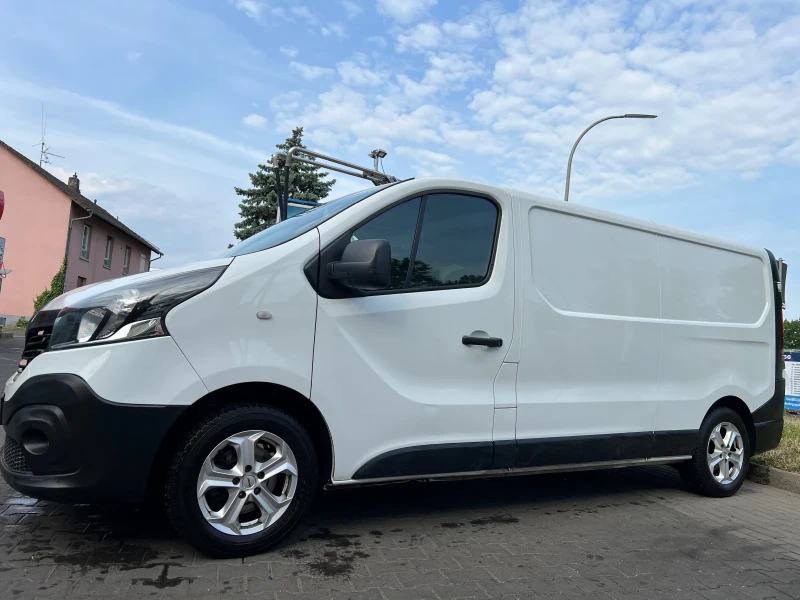 Renault Trafic 1.6, снимка 2 - Бусове и автобуси - 52044132