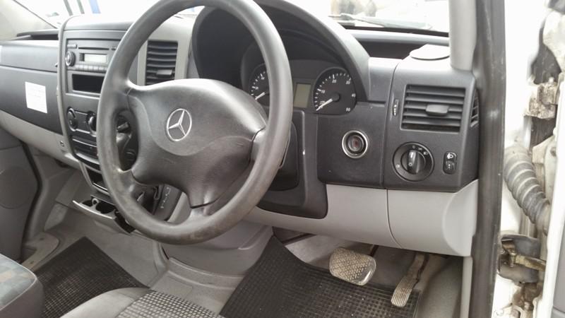 Mercedes-Benz Sprinter 311 2.2 CDI, снимка 5 - Бусове и автобуси - 10714959