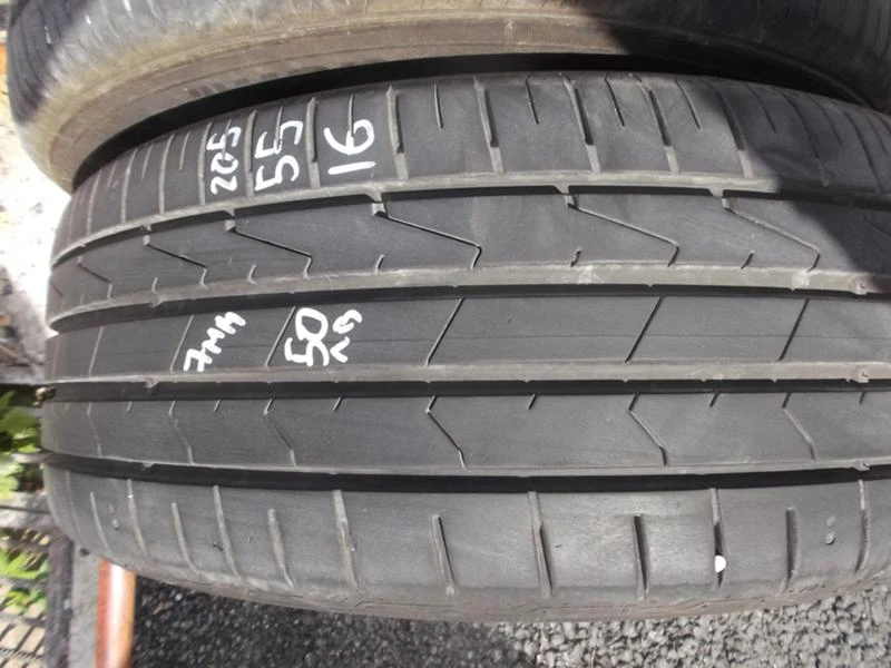 Гуми Летни 205/55R16, снимка 2 - Гуми и джанти - 22324647