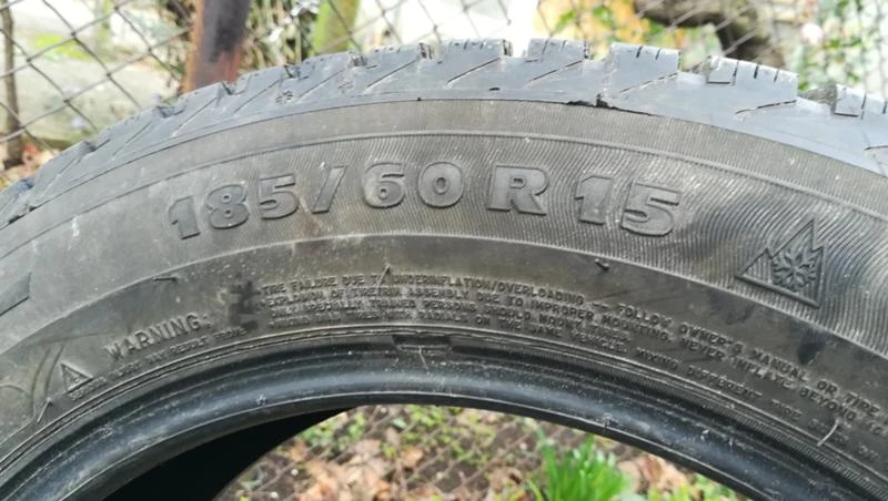 Гуми Зимни 185/60R15, снимка 7 - Гуми и джанти - 26787836