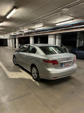Toyota Avensis 1.8 VVTI - 100% История, снимка 6