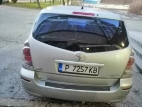 Toyota Corolla verso d4d, снимка 5