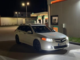 Honda Accord 8 2.4 Executive, снимка 1