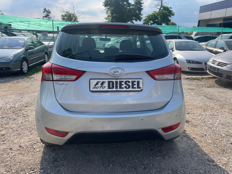 Hyundai Ix20 1.4GRDI-ITALIA, снимка 9 - Автомобили и джипове - 41524460