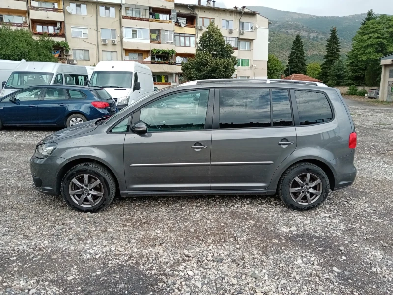 VW Touran FULL LED PANO, снимка 2 - Автомобили и джипове - 47077581