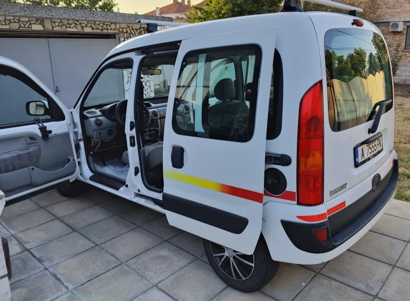 Renault Kangoo, снимка 2 - Автомобили и джипове - 47399628