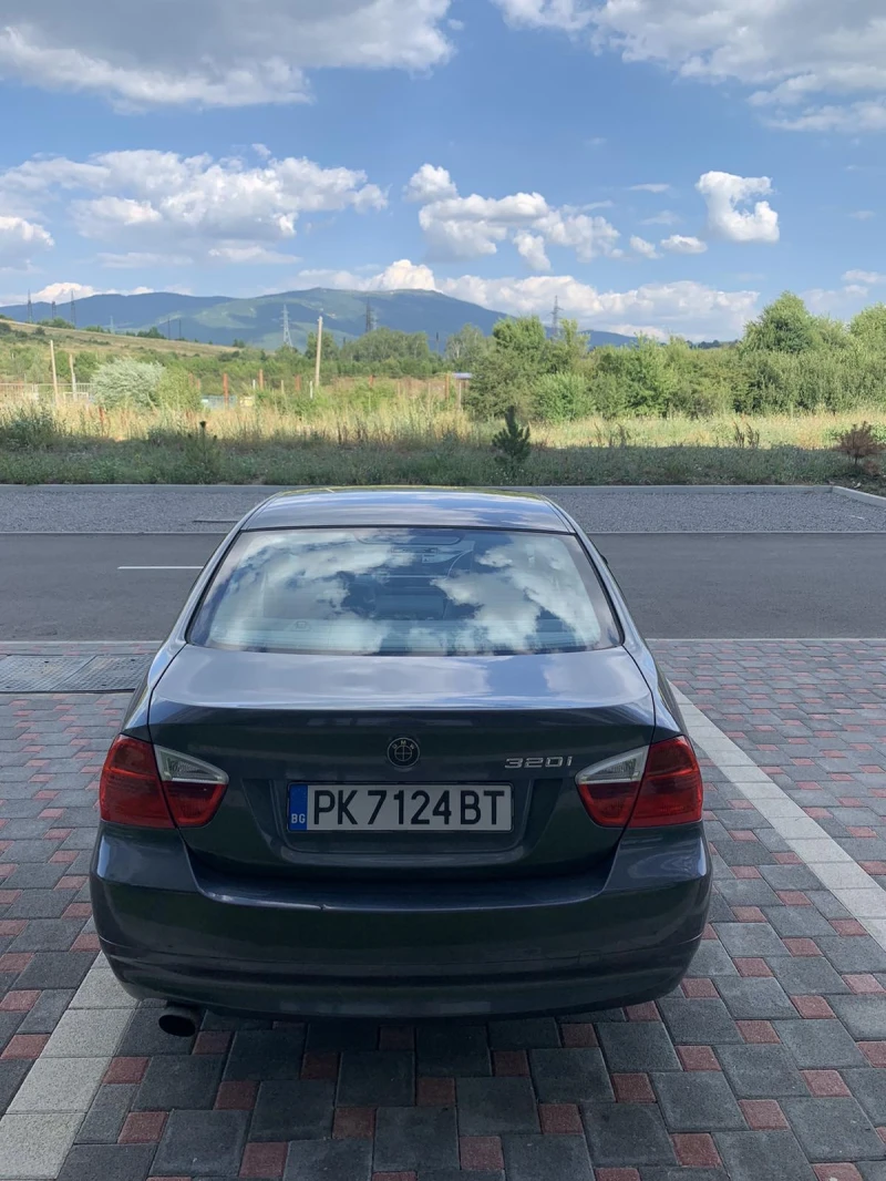 BMW 320, снимка 4 - Автомобили и джипове - 48910288