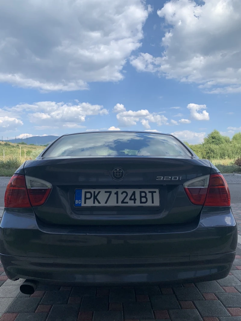 BMW 320, снимка 3 - Автомобили и джипове - 48910288