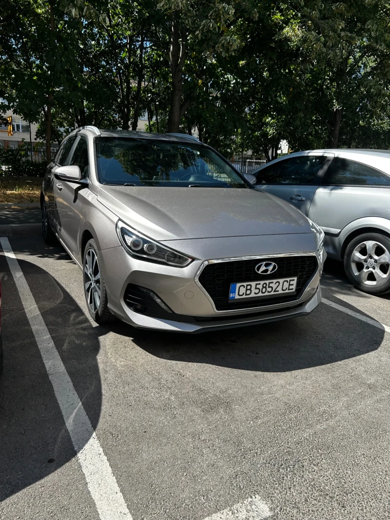 Hyundai I30 1.6 CRDI, снимка 2 - Автомобили и джипове - 52409140