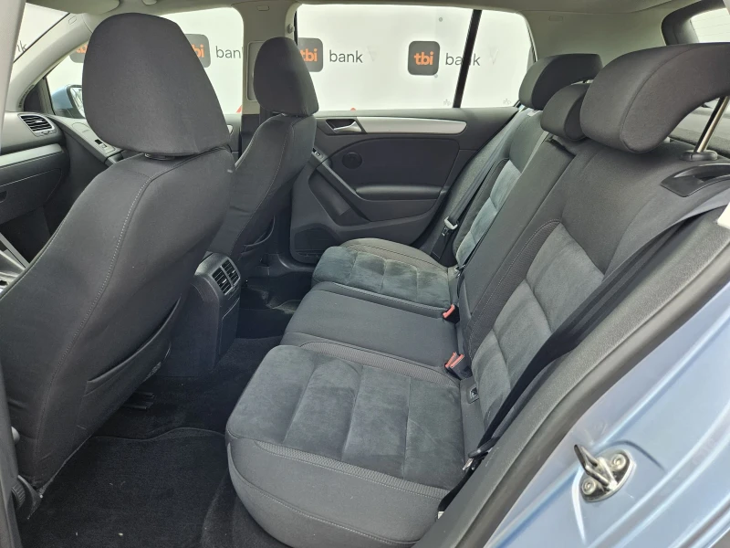 VW Golf 1.4TSI-122кс= АВТОМАТ* DSG* = HIGHLINE= СЕРВ.ИСТОР, снимка 9 - Автомобили и джипове - 50996388