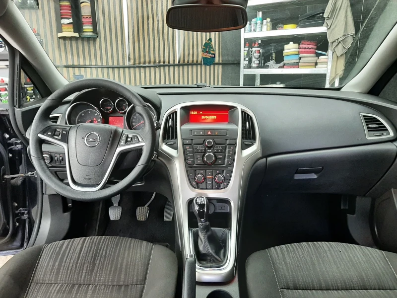 Opel Astra, снимка 6 - Автомобили и джипове - 53059580