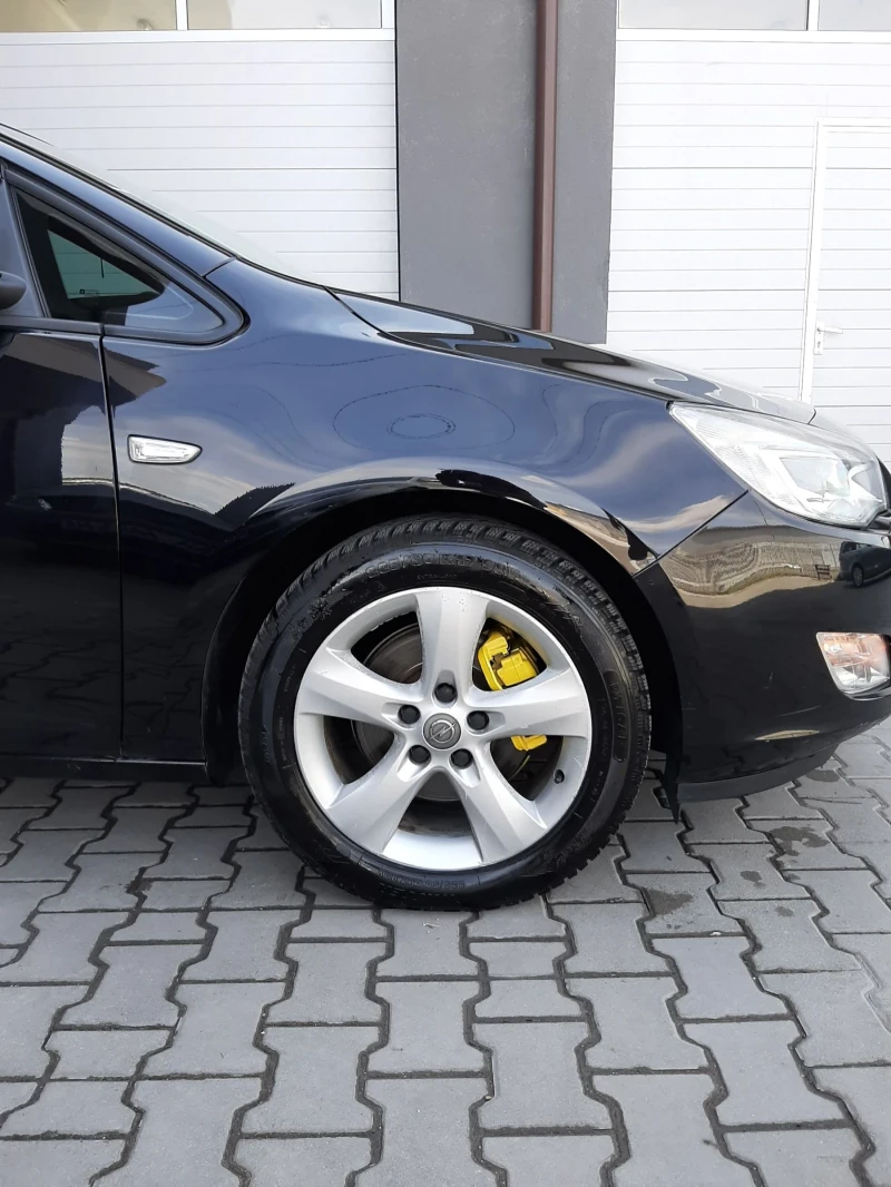 Opel Astra, снимка 9 - Автомобили и джипове - 53059580