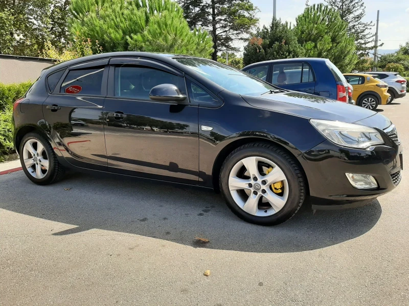 Opel Astra, снимка 3 - Автомобили и джипове - 53059580