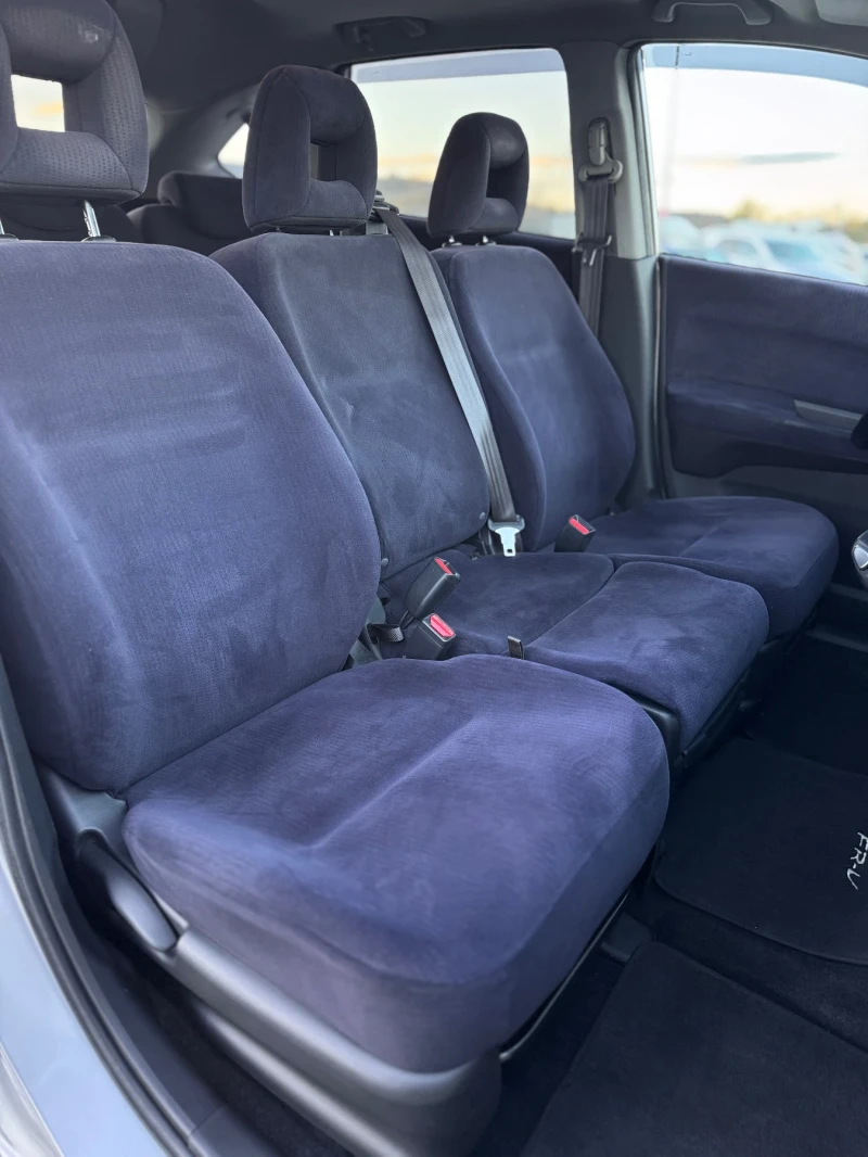 Honda Fr-v 2.2CTDi 3+ 3/шибидах, снимка 12 - Автомобили и джипове - 52383115