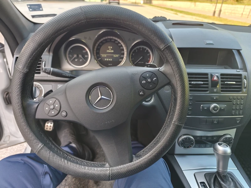 Mercedes-Benz C 200, снимка 6 - Автомобили и джипове - 52419495