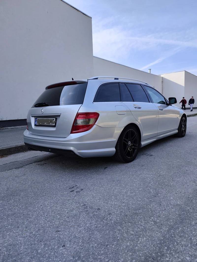 Mercedes-Benz C 200, снимка 2 - Автомобили и джипове - 52419495