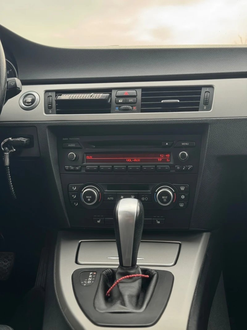 BMW 330 330D, снимка 9 - Автомобили и джипове - 53088485