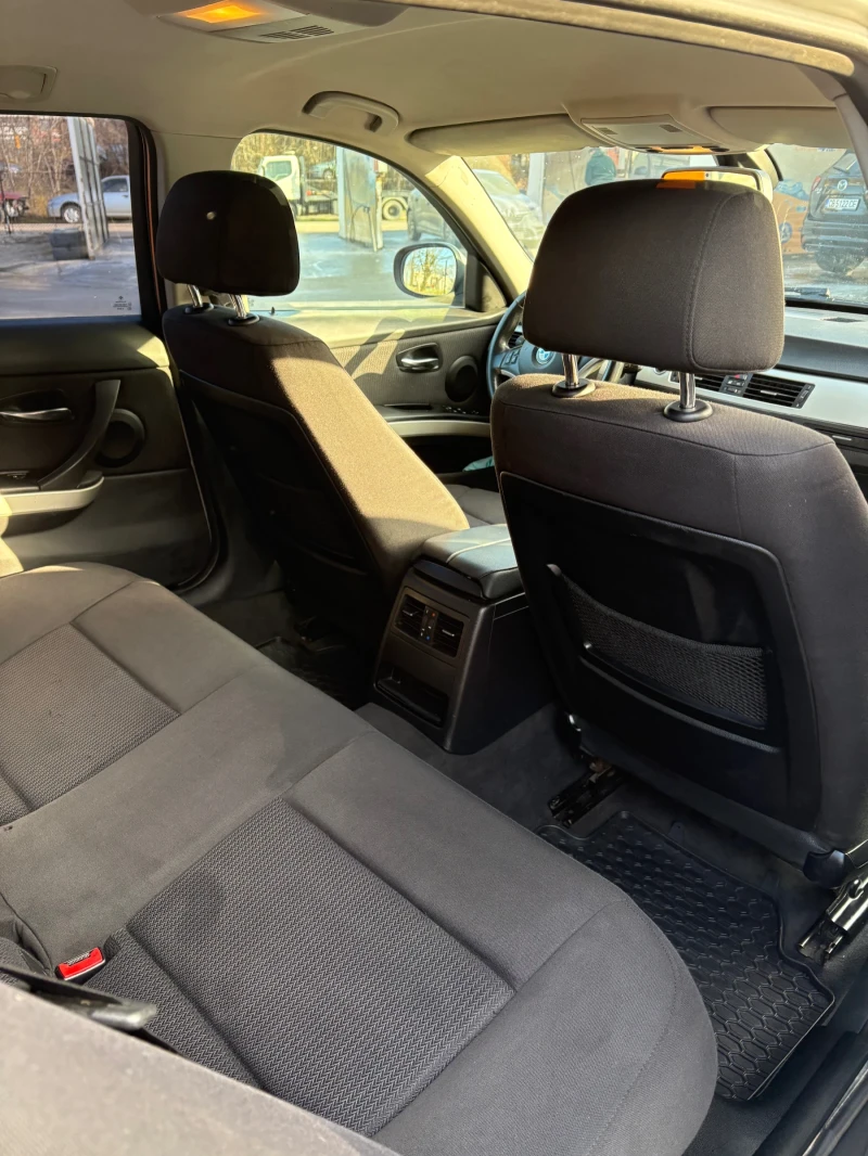 BMW 318 2.0, снимка 12 - Автомобили и джипове - 53182297