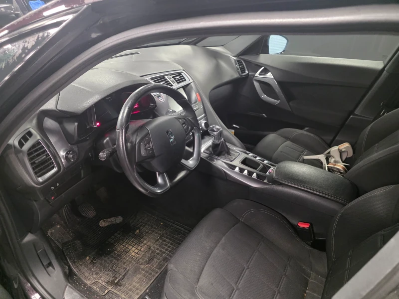 Citroen DS5 1.6hdi , снимка 13 - Автомобили и джипове - 53128876