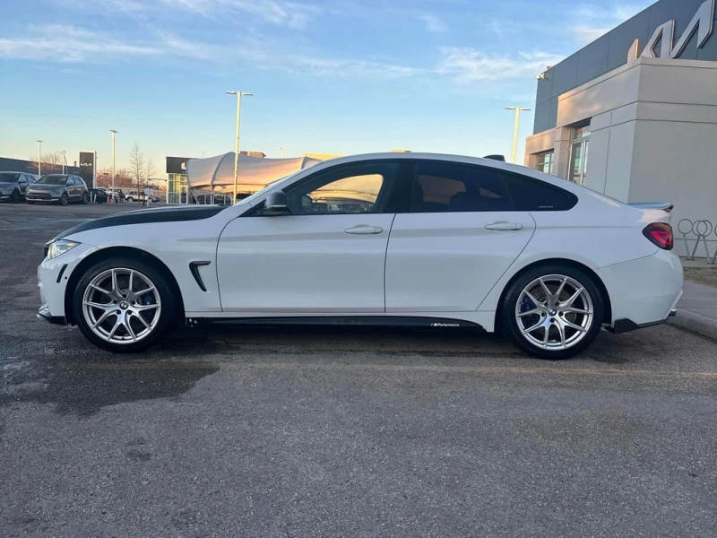 BMW 440 * 440i xDrive * CARFAX * БЕЗ ПЪРВОНАЧАЛНА ВНОСКА, снимка 2 - Автомобили и джипове - 53129157