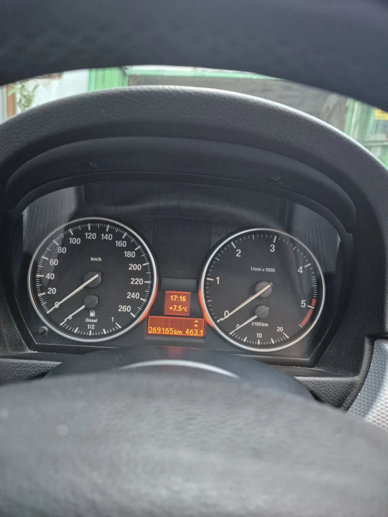 BMW 320, снимка 9 - Автомобили и джипове - 53213508