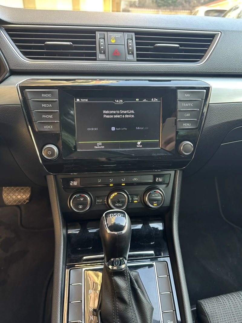 Skoda Superb 2.0TDI, снимка 9 - Автомобили и джипове - 53262502