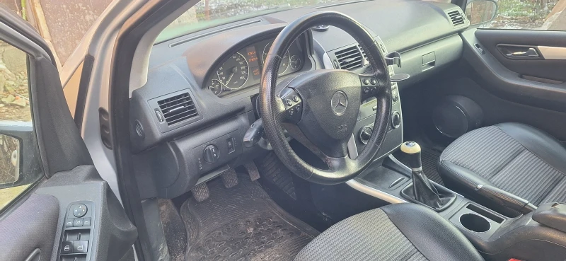 Mercedes-Benz A 170, снимка 5 - Автомобили и джипове - 53291897