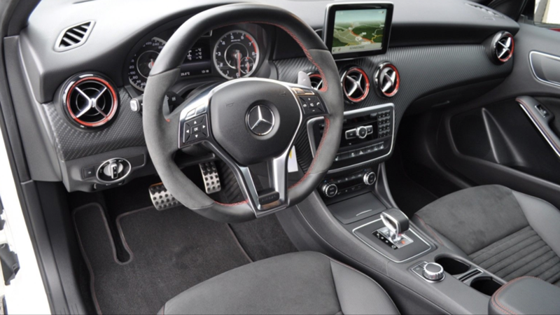 Mercedes-Benz A45 AMG, снимка 3 - Автомобили и джипове - 36033950