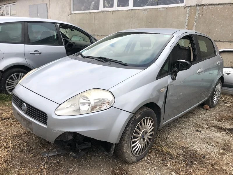 Fiat Punto 1.3mjet, снимка 3 - Автомобили и джипове - 27677039