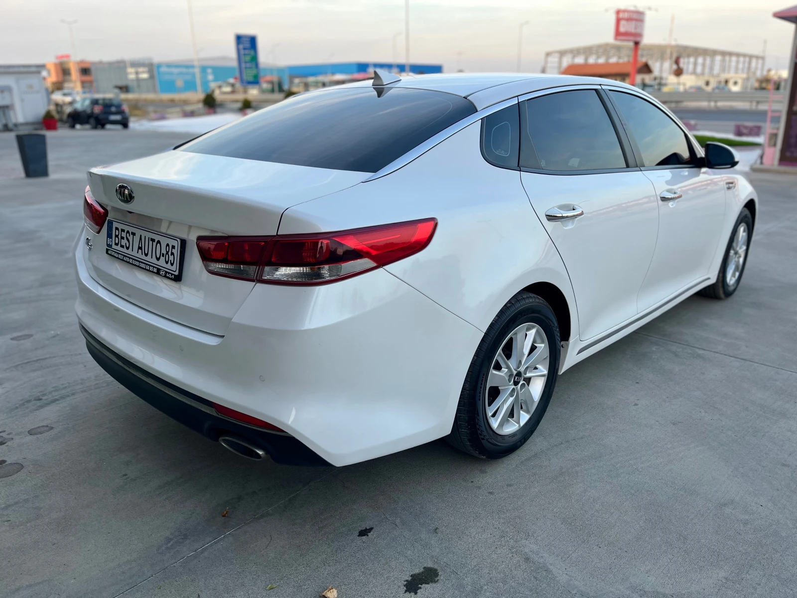 Kia K5 2.0i газ, подгряване, keyless go, автопилот, гаран - изображение 5