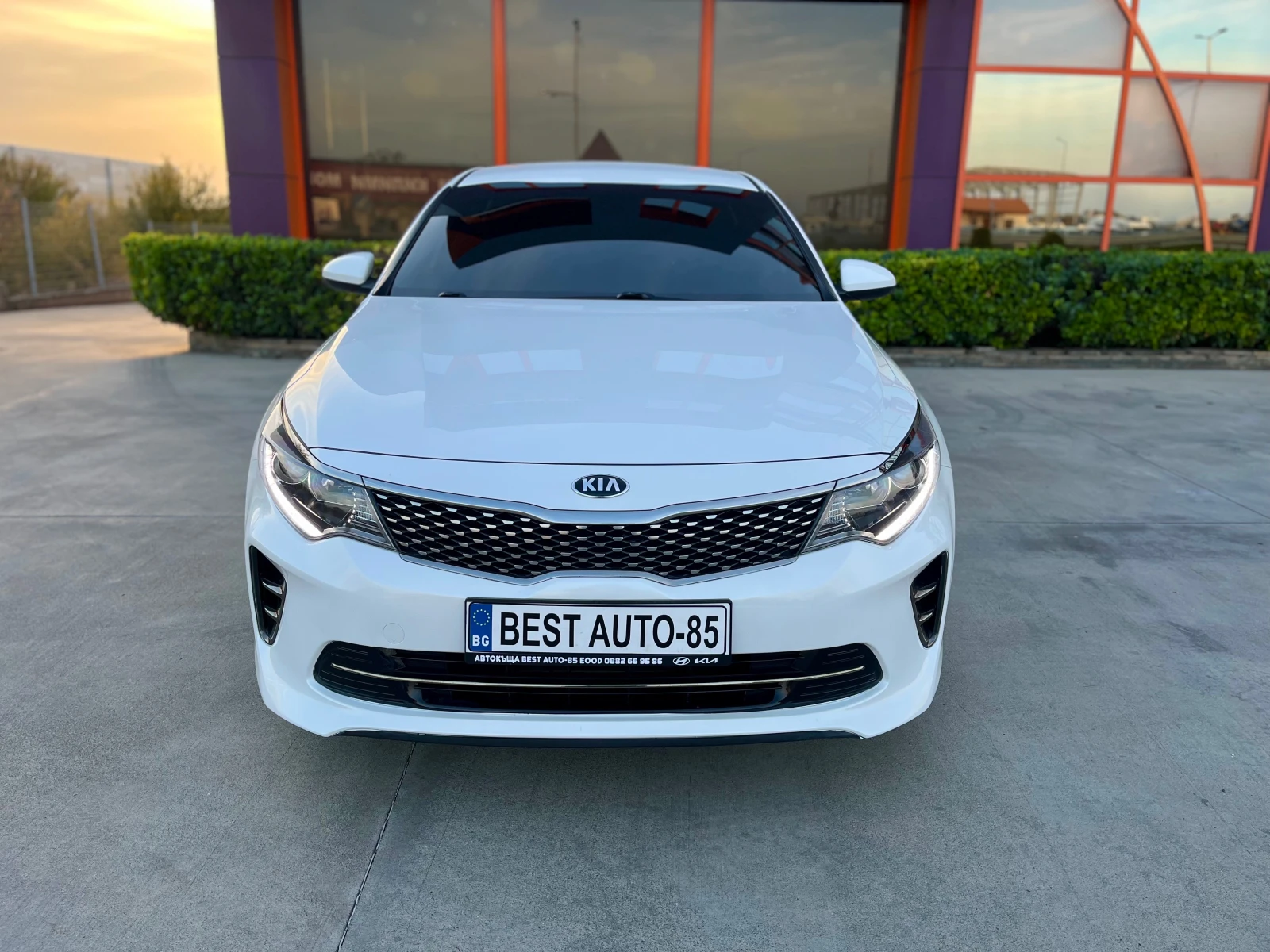 Kia K5 2.0i газ, подгряване, keyless go, автопилот, гаран - изображение 2