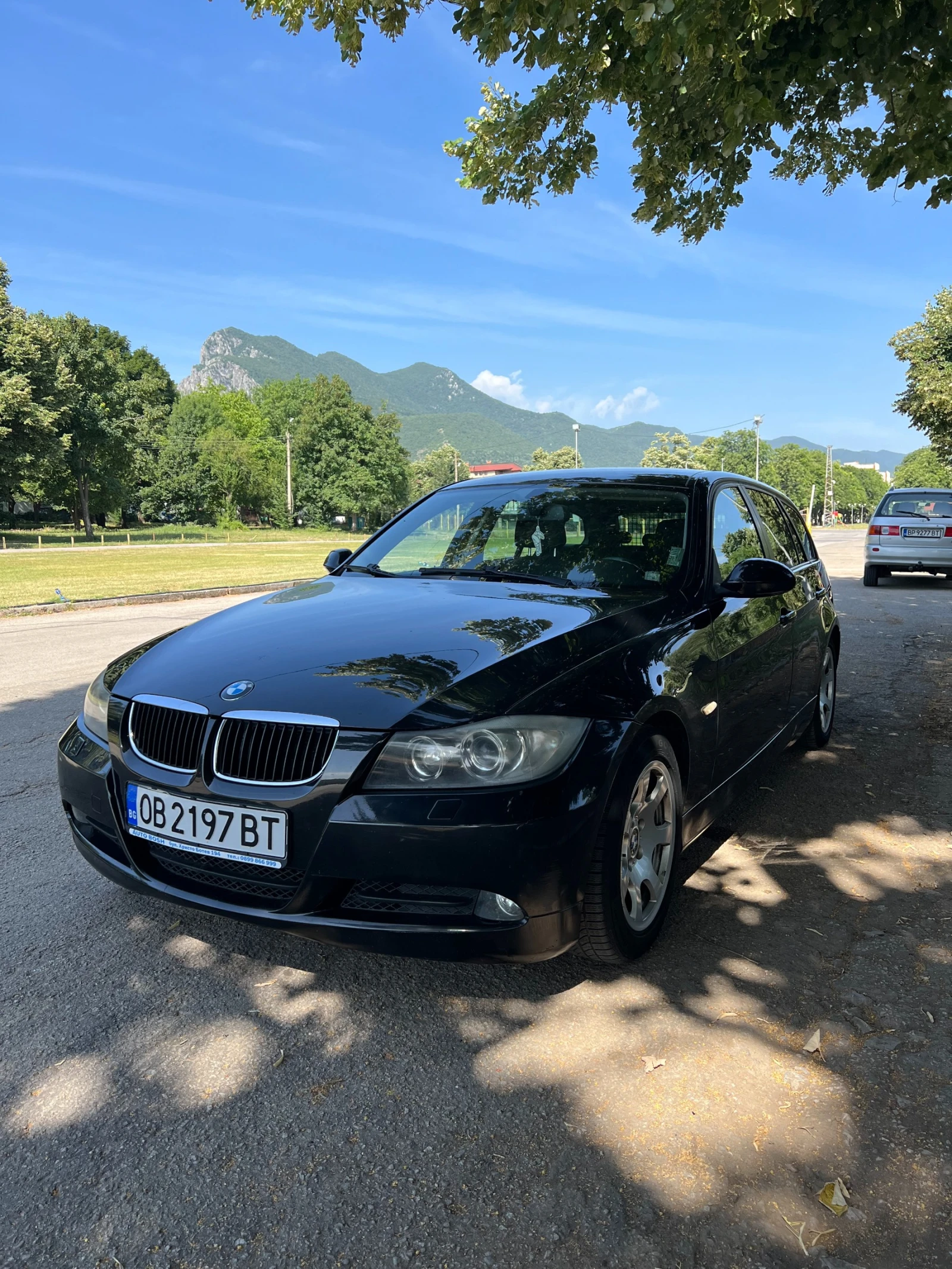 BMW 320 2.0 - изображение 2