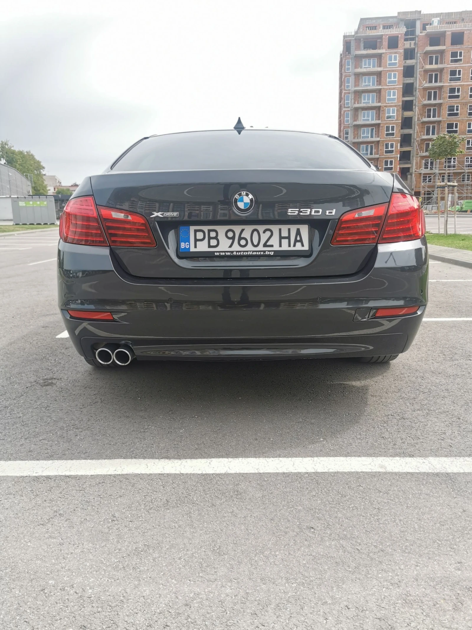 BMW 530 xDrive, 318 hp, Дигитално табло - изображение 5