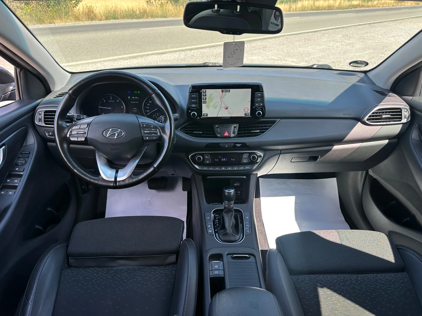 Hyundai I30 FASTBACK 1.6D AUTOMAT DCT FULL LED NAVi CAMERA - изображение 9
