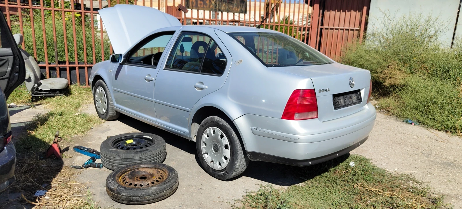 VW Bora 1.4 - изображение 2