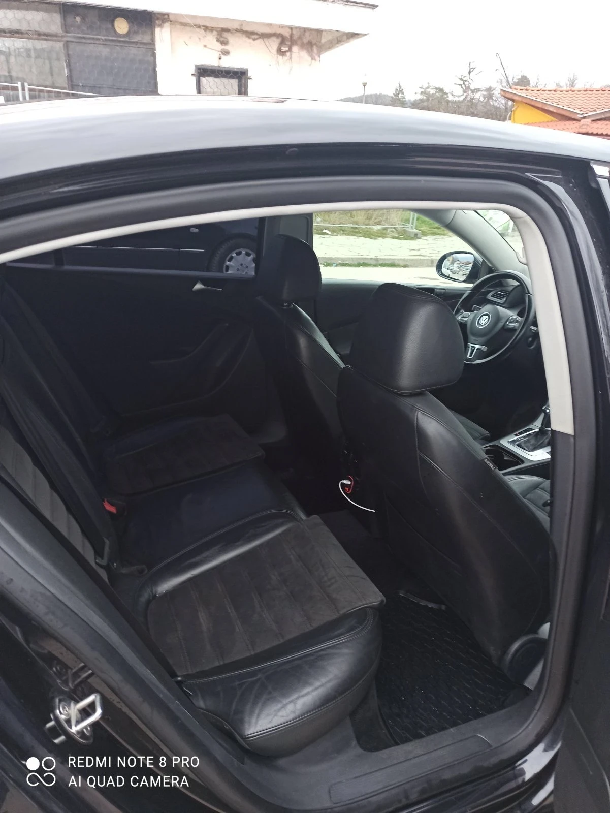 VW Passat DSG 2.0 COMMON RAIL, снимка 11 - Автомобили и джипове - 52118032