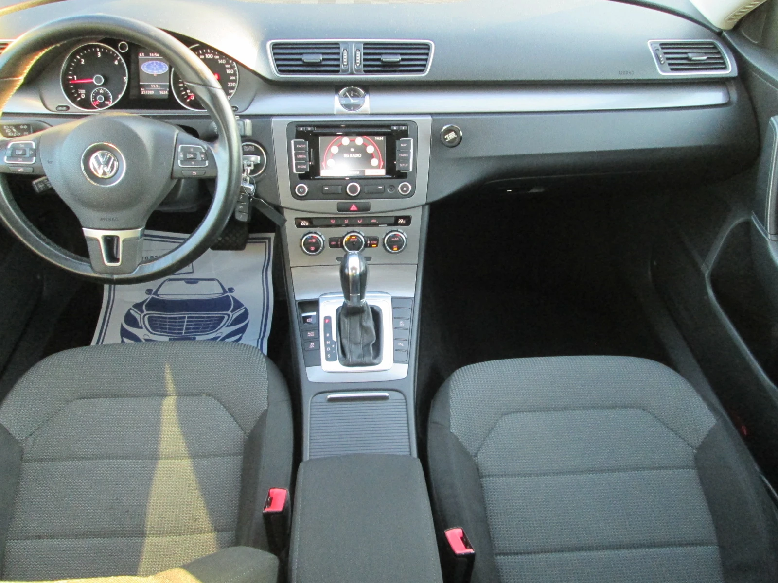 VW Passat 2.0TDI-DSG-�������� ������� | Mobile.bg � ����������� 13