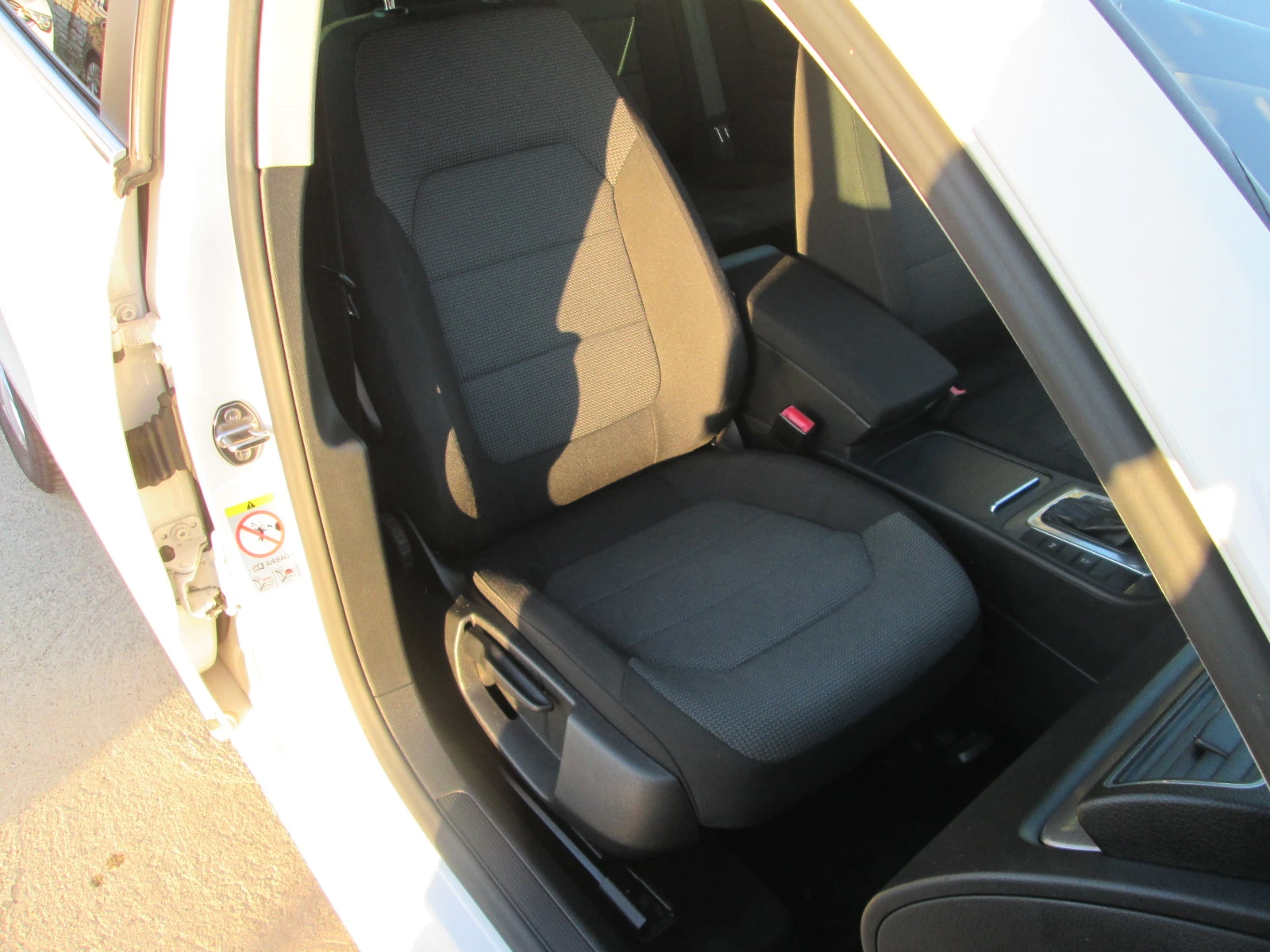 VW Passat 2.0TDI-DSG-�������� ������� | Mobile.bg � ����������� 15