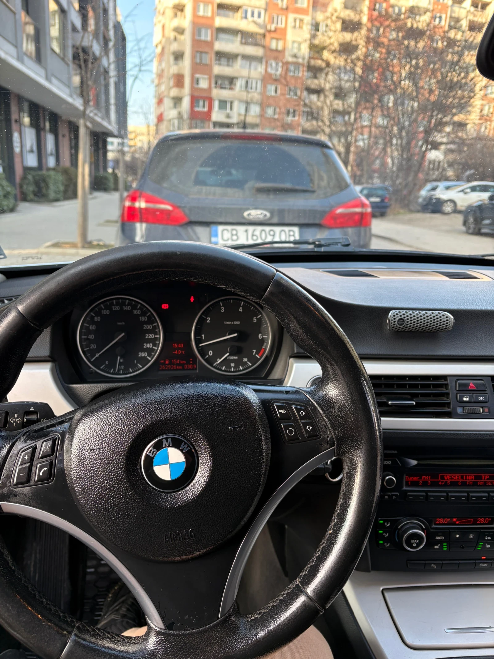 BMW 318 2.0, снимка 9 - Автомобили и джипове - 53851776