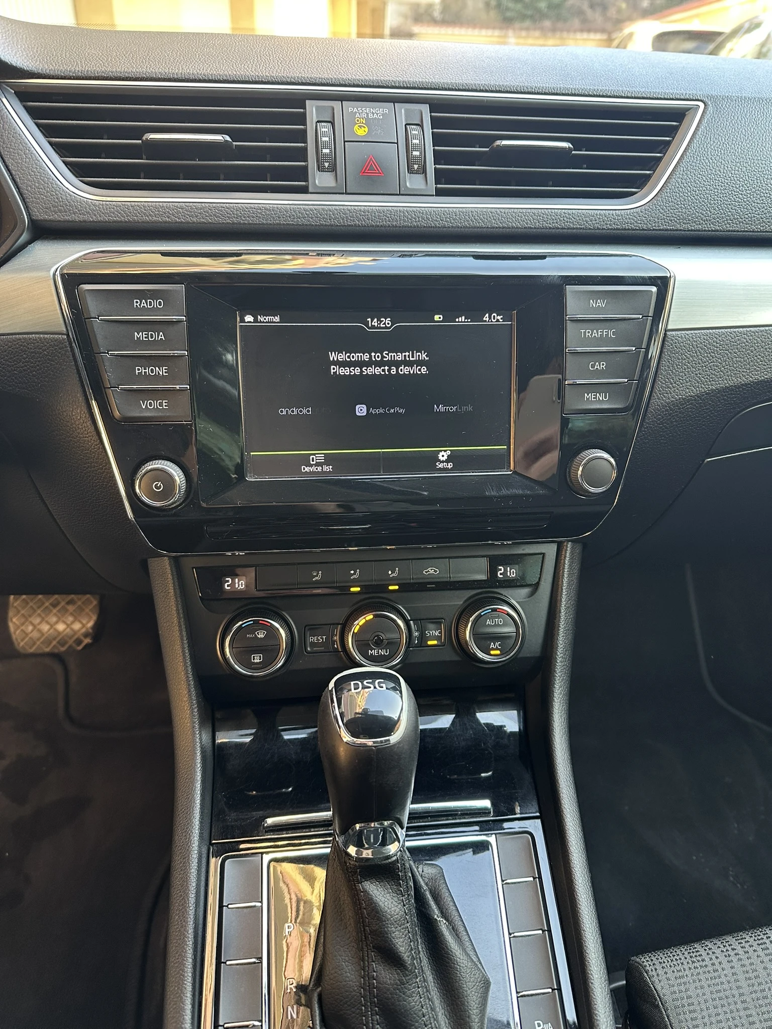 Skoda Superb 2.0TDI - изображение 9