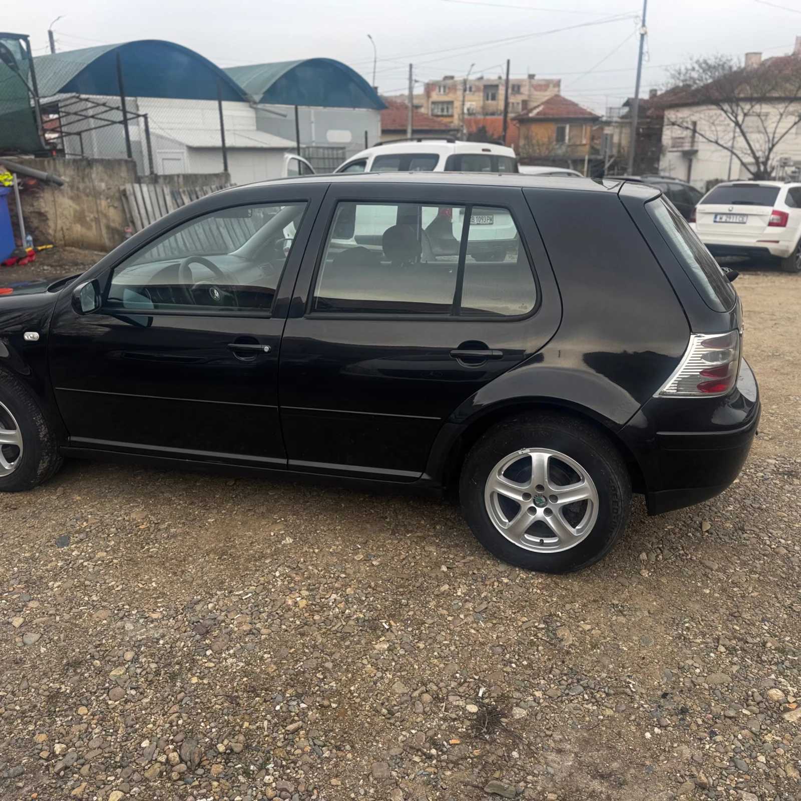 VW Golf 1.9TDI-90* GT* KLIMATRONIK*  - изображение 3