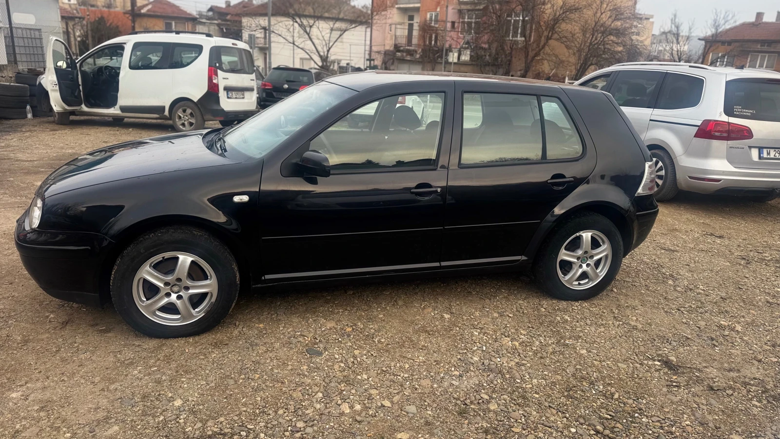 VW Golf 1.9TDI-90* GT* KLIMATRONIK*  - изображение 2