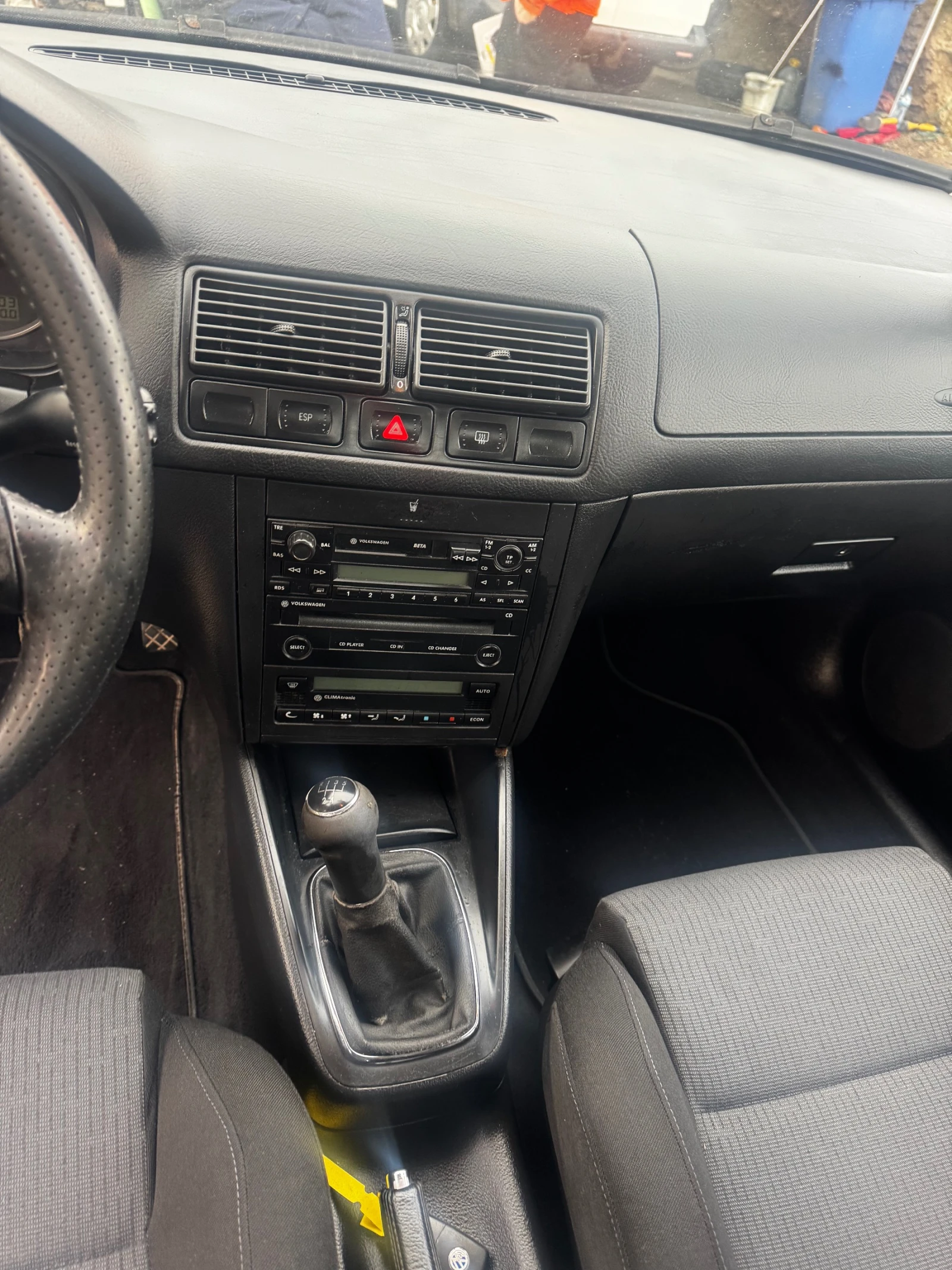 VW Golf 1.9TDI-90* GT* KLIMATRONIK*  - изображение 7