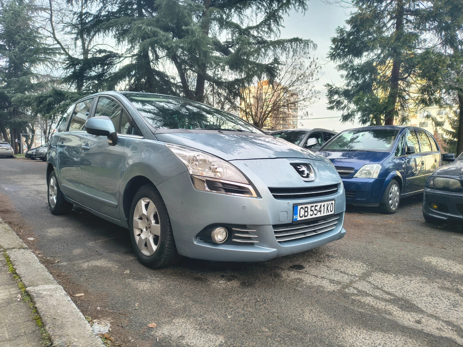 Peugeot 5008 1.6 бензин , снимка 5 - Автомобили и джипове - 53795393