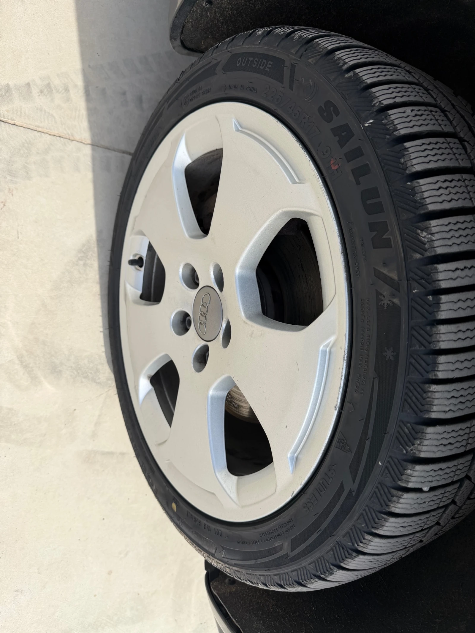 Audi A4 2.0TDI  лизинг, снимка 15 - Автомобили и джипове - 53844390