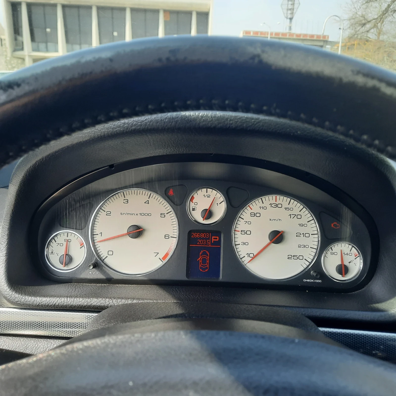 Peugeot 407 2.0i ГАЗ- АВТОМАТ, снимка 9 - Автомобили и джипове - 53873115