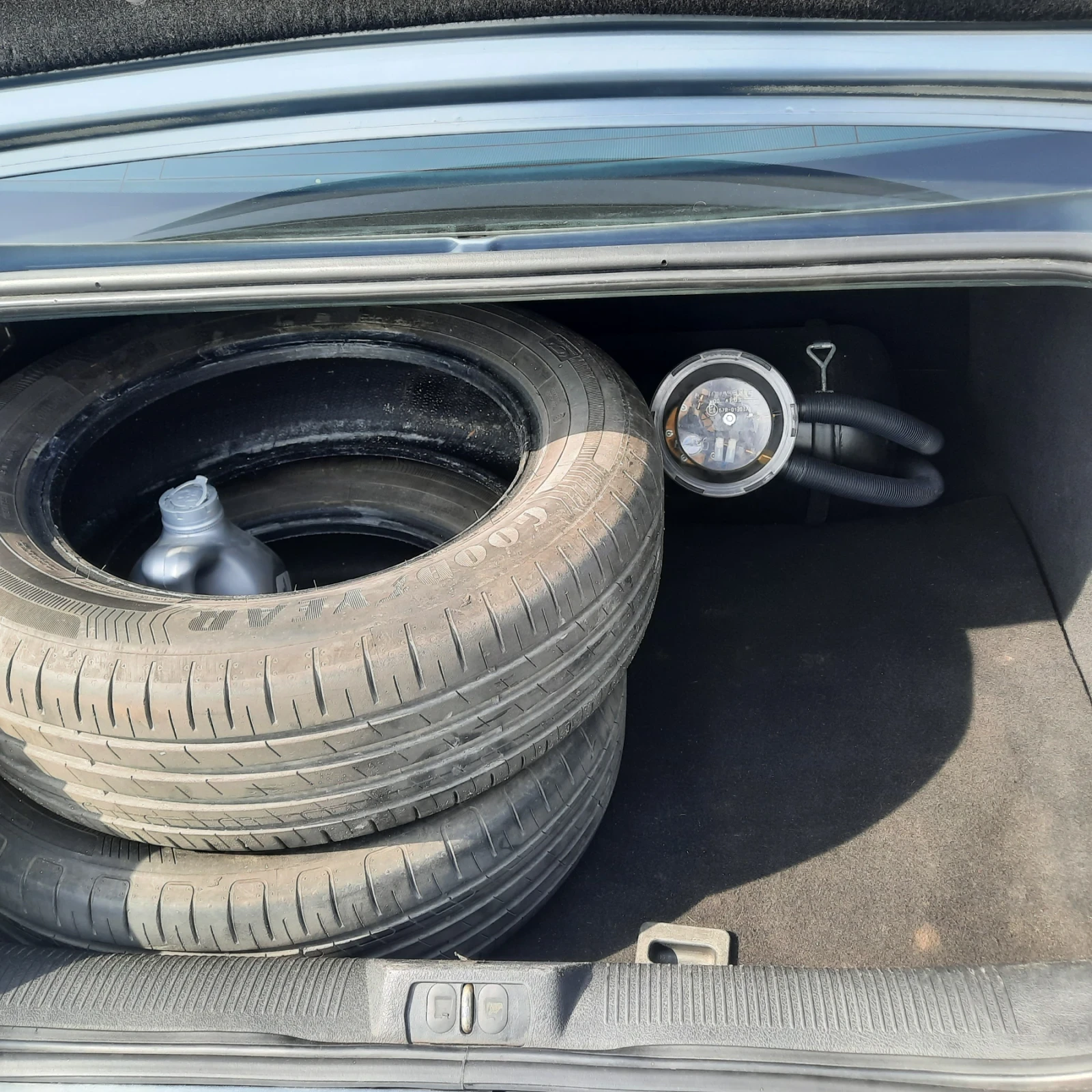 Peugeot 407 2.0i ГАЗ- АВТОМАТ, снимка 16 - Автомобили и джипове - 53873115